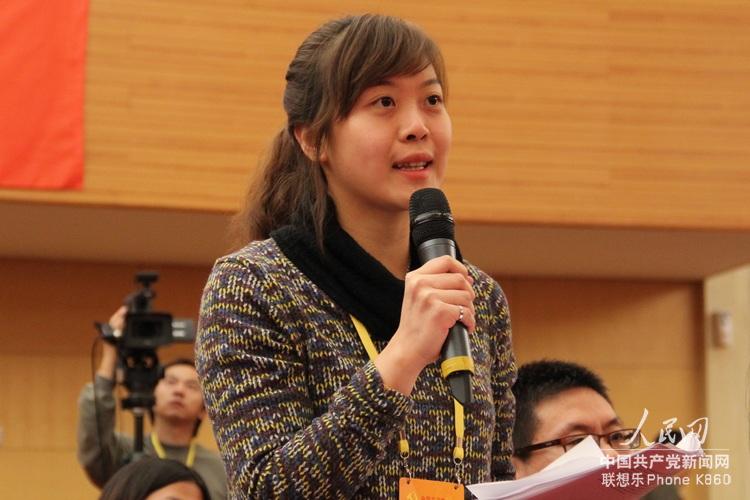 香港大公報、大公網記者提問。 人民網 毛雷 攝