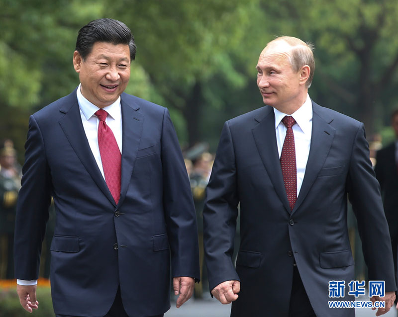 5月20日，中國國家主席習近平在上海同俄羅斯總統普京舉行會談。這是會談前，習近平在上海西郊會議中心廣場為普京舉行歡迎儀式。新華社記者 蘭紅光 攝