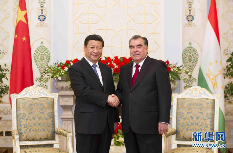 習近平主席13日在杜尚別會見塔吉克斯坦總統拉赫蒙時說，貴國有句名言：“誰有幸做塔吉克人的客人，誰將受到主人最盛情的禮遇?！睅滋靵?，我切身感受到了塔吉克斯坦人民的熱情好客。（黃敬文、馬佔成）