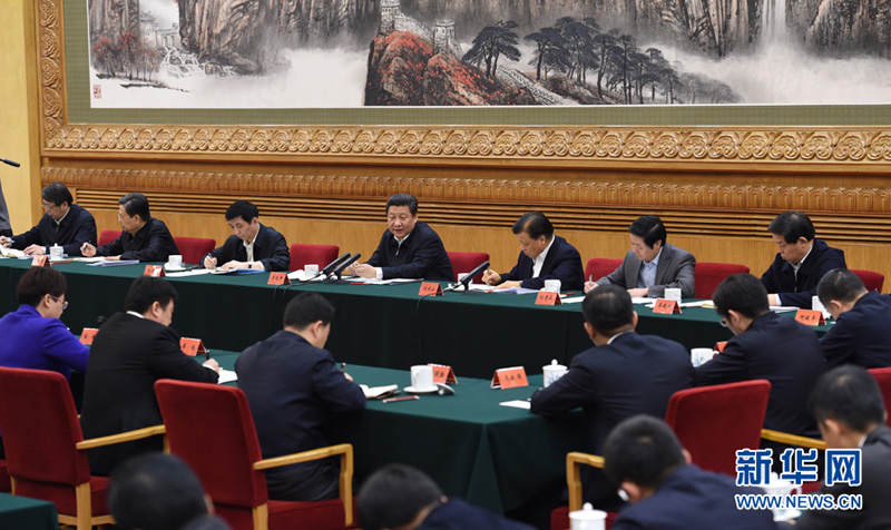 1月12日，中共中央總書記、國家主席、中央軍委主席習(xí)近平在北京主持召開座談會(huì)，同中央黨校第一期縣委書記研修班學(xué)員進(jìn)行座談並發(fā)表重要講話。新華社記者 饒愛民 攝