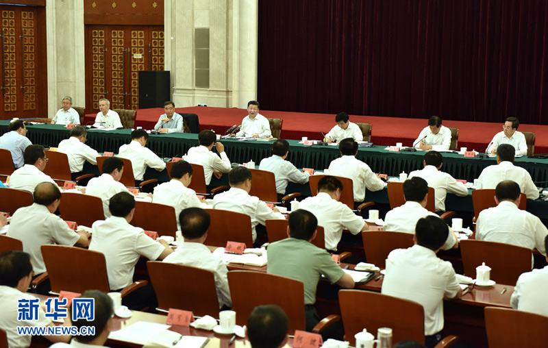 7月20日，中共中央總書記、國家主席、中央軍委主席習(xí)近平在銀川主持召開東西部扶貧協(xié)作座談會並發(fā)表重要講話。新華社記者 李 濤攝