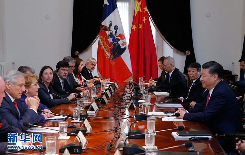 11月22日，國家主席習近平在聖地亞哥同智利總統巴切萊特舉行會談。 新華社記者 鞠鵬 攝