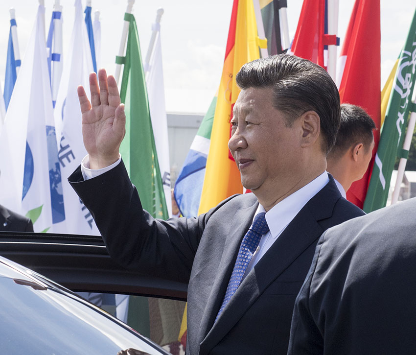7月6日，國家主席習(xí)近平乘專機抵達德國漢堡，出席二十國集團領(lǐng)導(dǎo)人第十二次峰會。 新華社記者 李學(xué)仁 攝