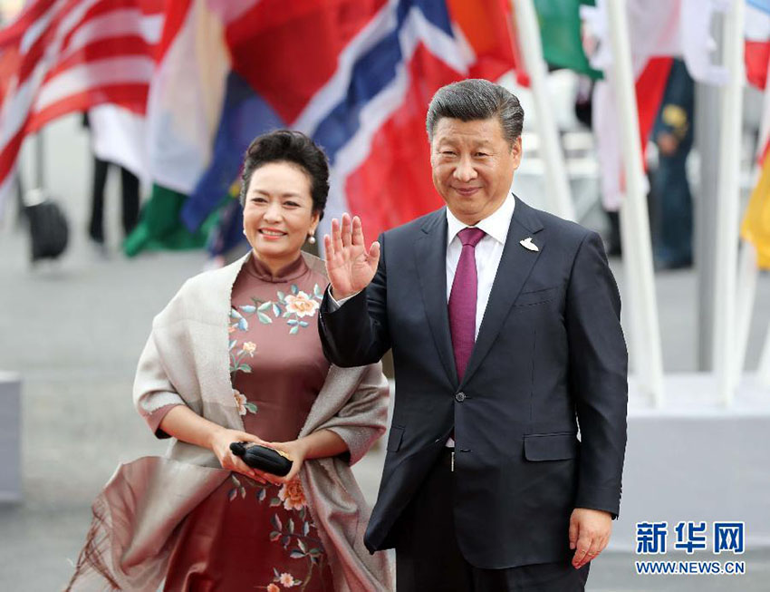 7月7日，二十國集團領導人第十二次峰會在德國漢堡舉行。國家主席習近平出席並發表題為《堅持開放包容　推動聯動增長》的重要講話。這是習近平和夫人彭麗媛出席漢堡峰會舉行的音樂會。新華社記者 劉衛兵 攝