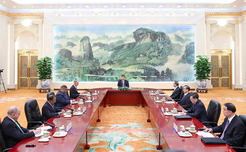 7月28日，國家主席習(xí)近平在北京人民大會(huì)堂集體會(huì)見來華出席第七次金磚國家安全事務(wù)高級代表會(huì)議的俄羅斯聯(lián)邦安全會(huì)議秘書帕特魯舍夫、南非國家安全部長馬洛博、印度國家安全顧問多瓦爾、巴西總統(tǒng)府機(jī)構(gòu)安全辦公室主任埃切戈延。新華社記者丁林?jǐn)z