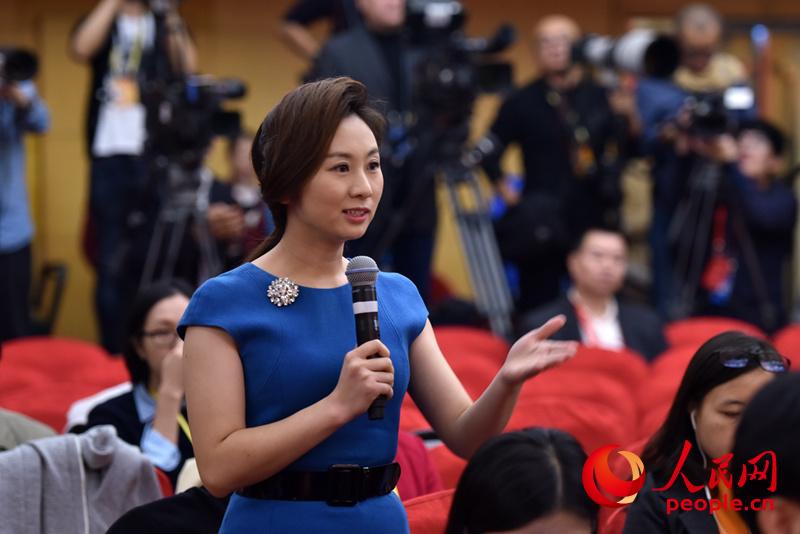 中國(guó)國(guó)際電視臺(tái)記者提問(wèn)(人民網(wǎng) 王天樂(lè)攝)