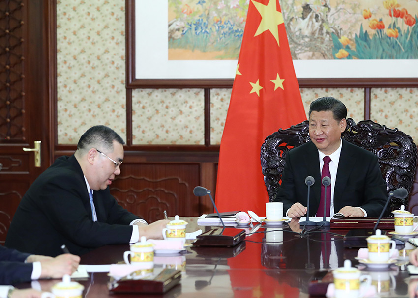 12月15日，國家主席習(xí)近平在中南海會見來京述職的澳門特別行政區(qū)行政長官崔世安。新華社記者 謝環(huán)馳 攝