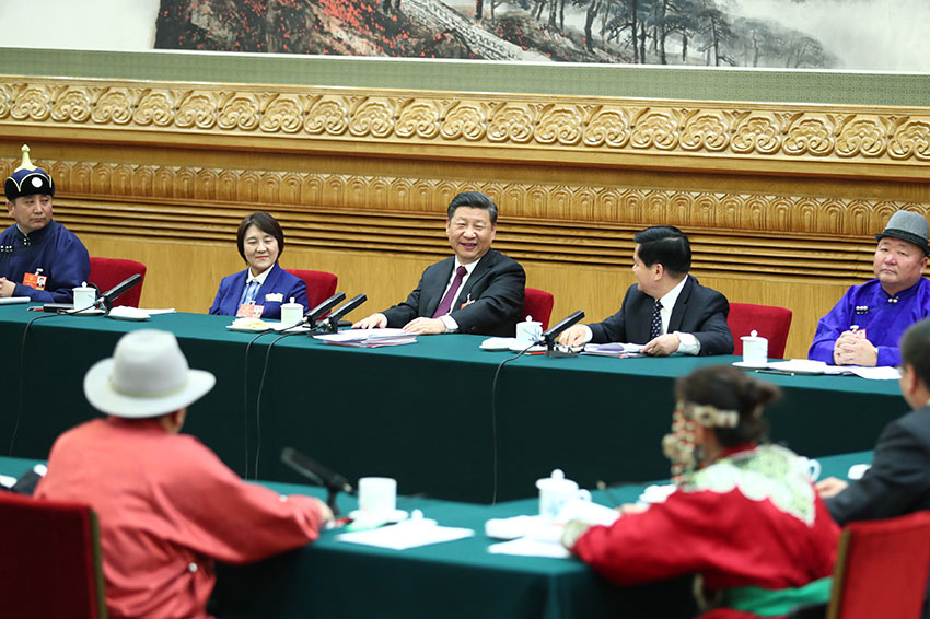 3月5日，中共中央總書記、國家主席、中央軍委主席習近平參加十三屆全國人大一次會議內蒙古代表團的審議。 新華社記者 謝環馳 攝