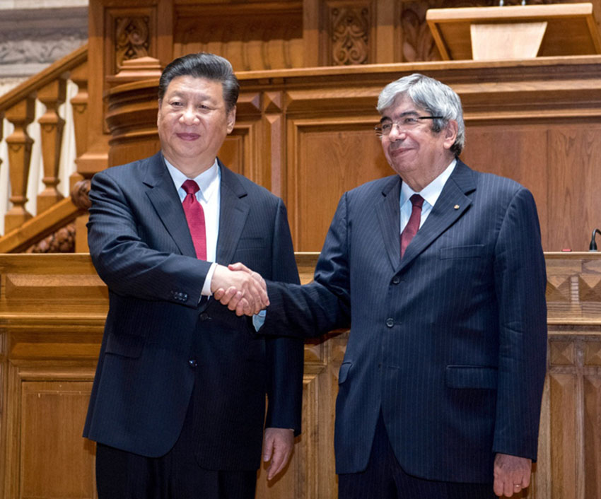 當地時間12月5日，國家主席習近平在裡斯本會見葡萄牙議會議長羅德裡格斯。 新華社記者高潔攝