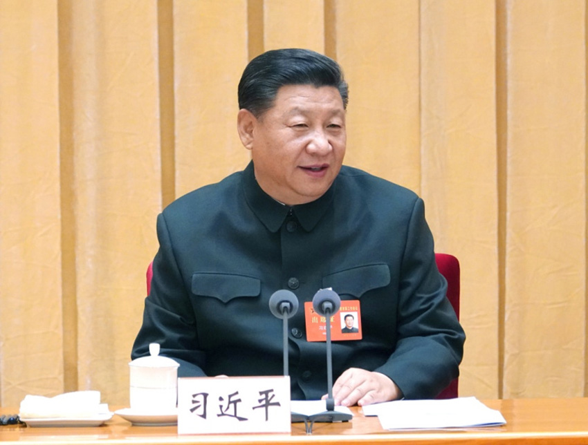 中央軍委政策制度改革工作會(huì)議11月13日至14日在北京召開。中共中央總書記、國(guó)家主席、中央軍委主席、中央軍委深化國(guó)防和軍隊(duì)改革領(lǐng)導(dǎo)小組組長(zhǎng)習(xí)近平出席會(huì)議並發(fā)表重要講話。 新華社記者 李剛 攝