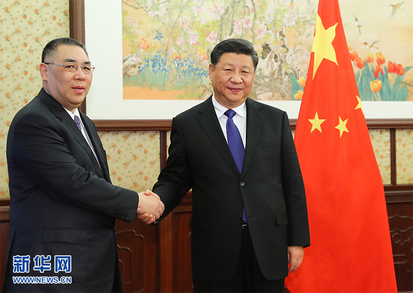 12月17日，國家主席習近平在中南海會見來京述職的澳門特別行政區行政長官崔世安。 新華社記者 謝環馳 攝