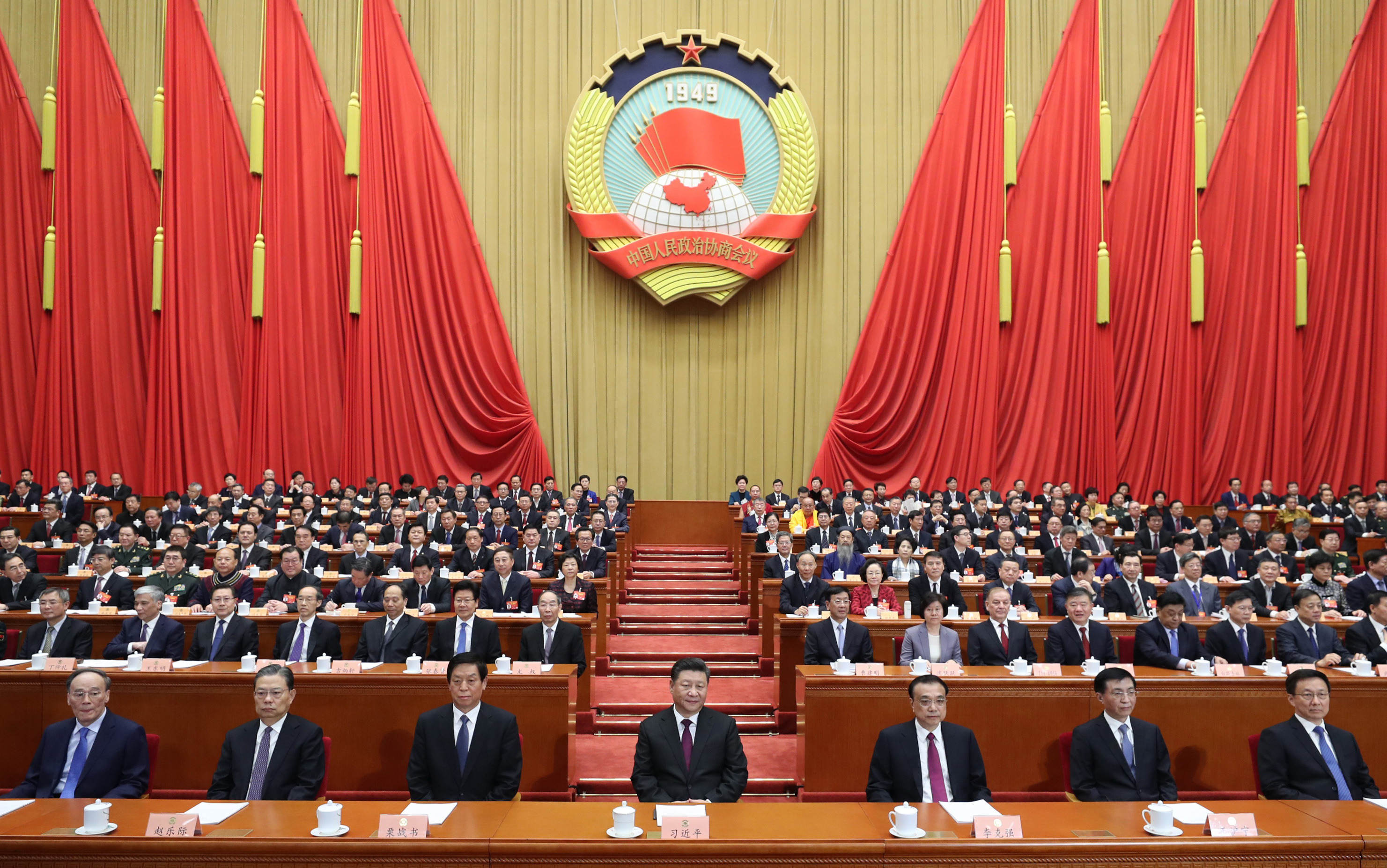http://www.yingtao855.com/n1/2019/0304/c64094-30954913.html