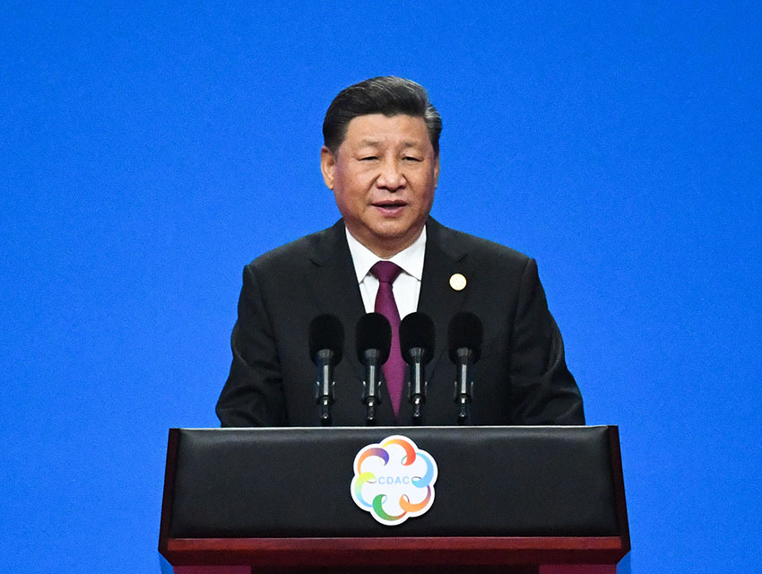 5月15日，國家主席習(xí)近平在北京國家會議中心出席亞洲文明對話大會開幕式，並發(fā)表題為《深化文明交流互鑒 共建亞洲命運共同體》的主旨演講。 新華社記者 饒愛民 攝