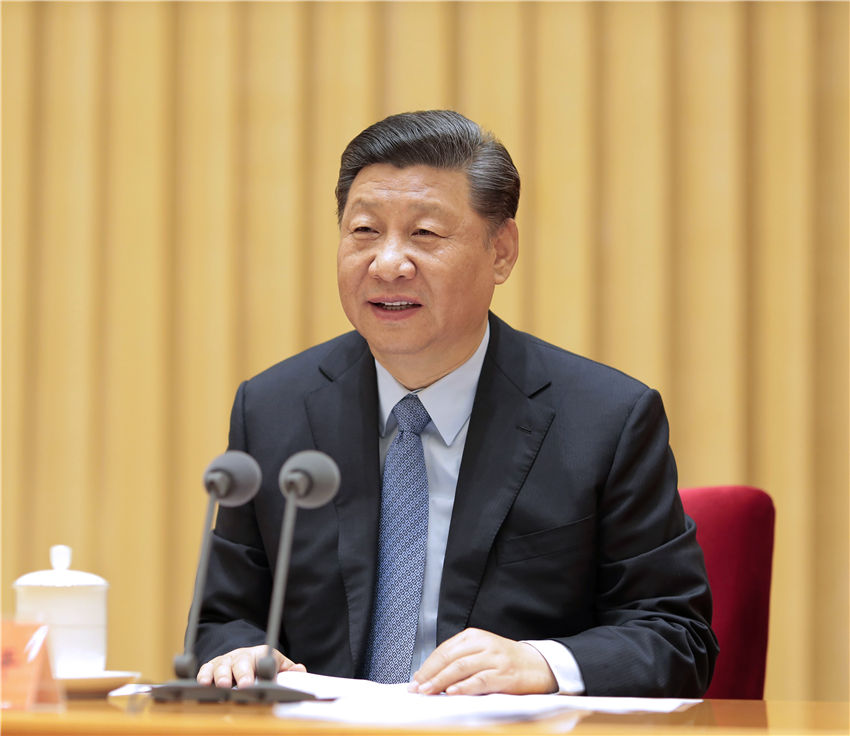 5月7日至8日，全國(guó)公安工作會(huì)議在北京召開。中共中央總書記、國(guó)家主席、中央軍委主席習(xí)近平出席會(huì)議並發(fā)表重要講話。新華社記者 黃敬文　攝