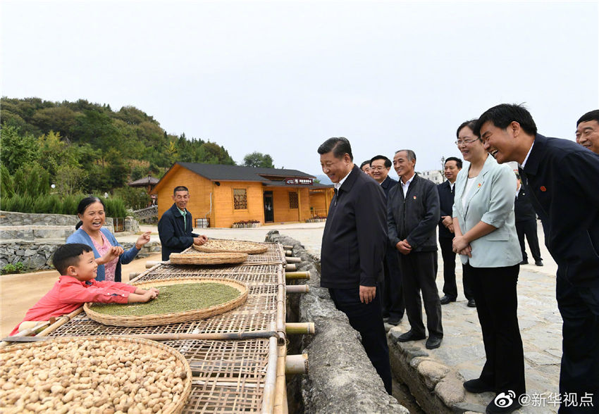 9月16日，中共中央總書記、國家主席、中央軍委主席習近平來到河南省新縣田鋪鄉田鋪大塆，了解這裡依托紅色旅游資源，打造創客小鎮、發展鄉村旅游業、推動鄉村振興等情況。 新華社記者 謝環馳 攝