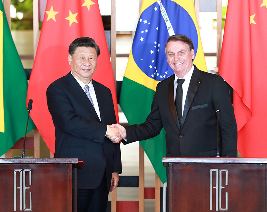 當地時間11月13日，國家主席習近平在巴西利亞同巴西總統博索納羅會談。 新華社記者 龐興雷 攝