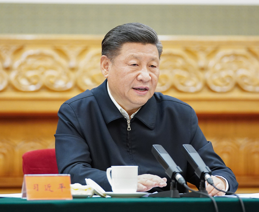 2月23日，統籌推進新冠肺炎疫情防控和經濟社會發展工作部署會議在北京召開。中共中央總書記、國家主席、中央軍委主席習近平出席會議並發表重要講話。 新華社記者 鞠鵬 攝