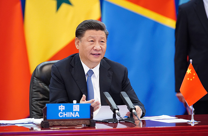 6月17日晚，國家主席習近平在北京主持中非團結抗疫特別峰會並發表題為《團結抗疫　共克時艱》的主旨講話。本次峰會由中國和非洲聯盟輪值主席國南非、中非合作論壇共同主席國塞內加爾共同發起，以視頻方式舉行。 新華社記者 鞠鵬 攝